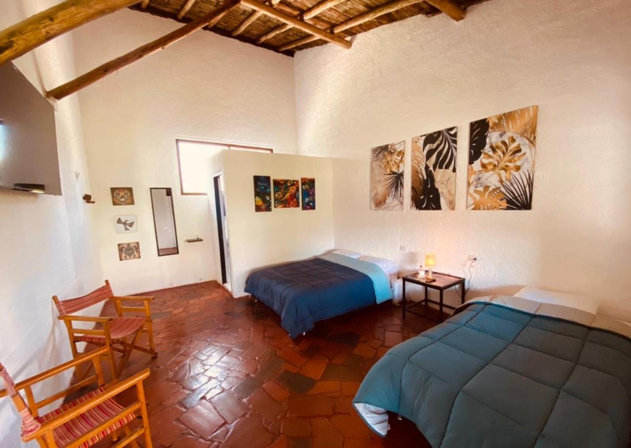 Club Aviva Guatavita - Hostel - Restaurante, Disco & Bar エクステリア 写真