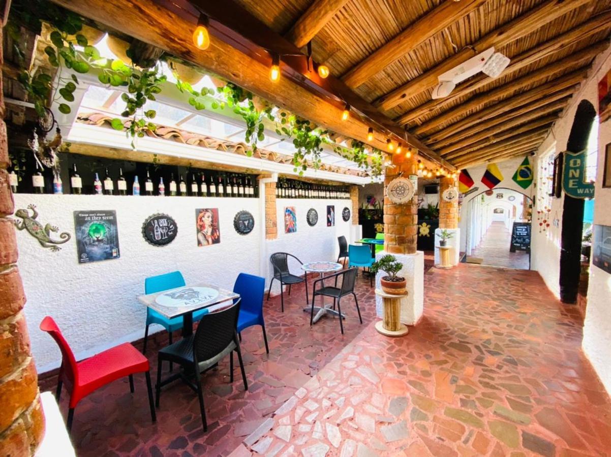 Club Aviva Guatavita - Hostel - Restaurante, Disco & Bar エクステリア 写真