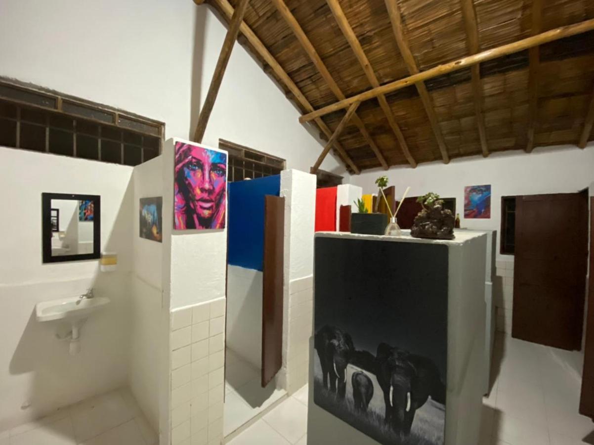 Club Aviva Guatavita - Hostel - Restaurante, Disco & Bar エクステリア 写真