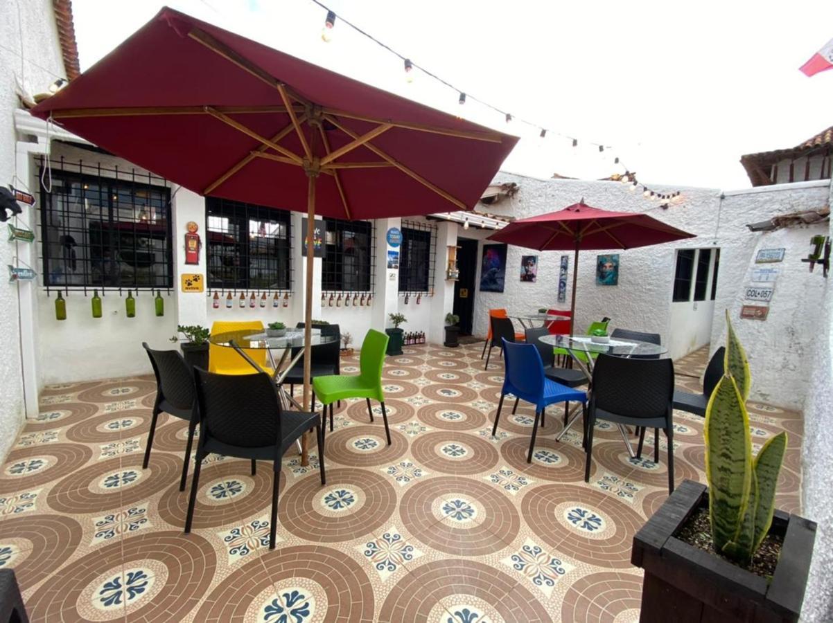 Club Aviva Guatavita - Hostel - Restaurante, Disco & Bar エクステリア 写真