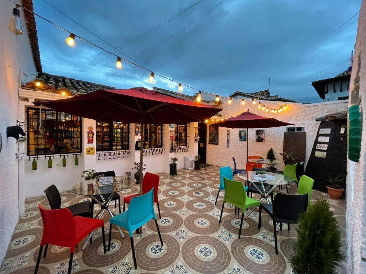 Club Aviva Guatavita - Hostel - Restaurante, Disco & Bar エクステリア 写真