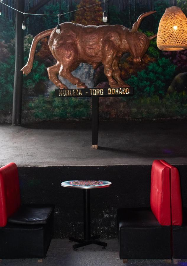 Club Aviva Guatavita - Hostel - Restaurante, Disco & Bar エクステリア 写真