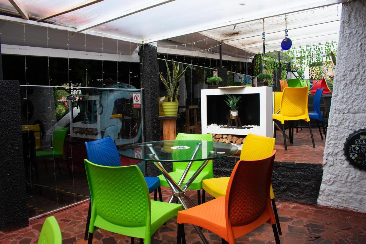 Club Aviva Guatavita - Hostel - Restaurante, Disco & Bar エクステリア 写真