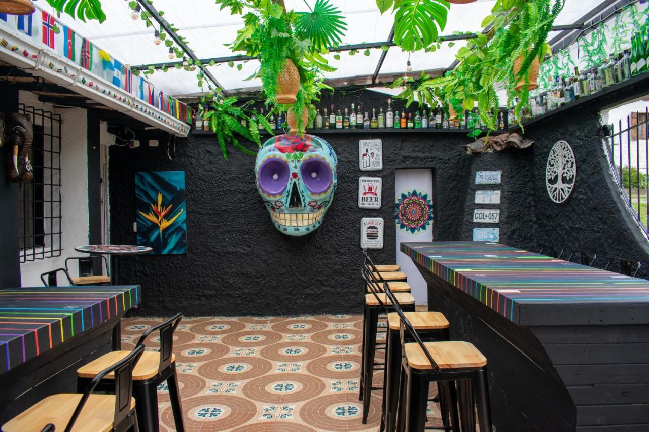 Club Aviva Guatavita - Hostel - Restaurante, Disco & Bar エクステリア 写真