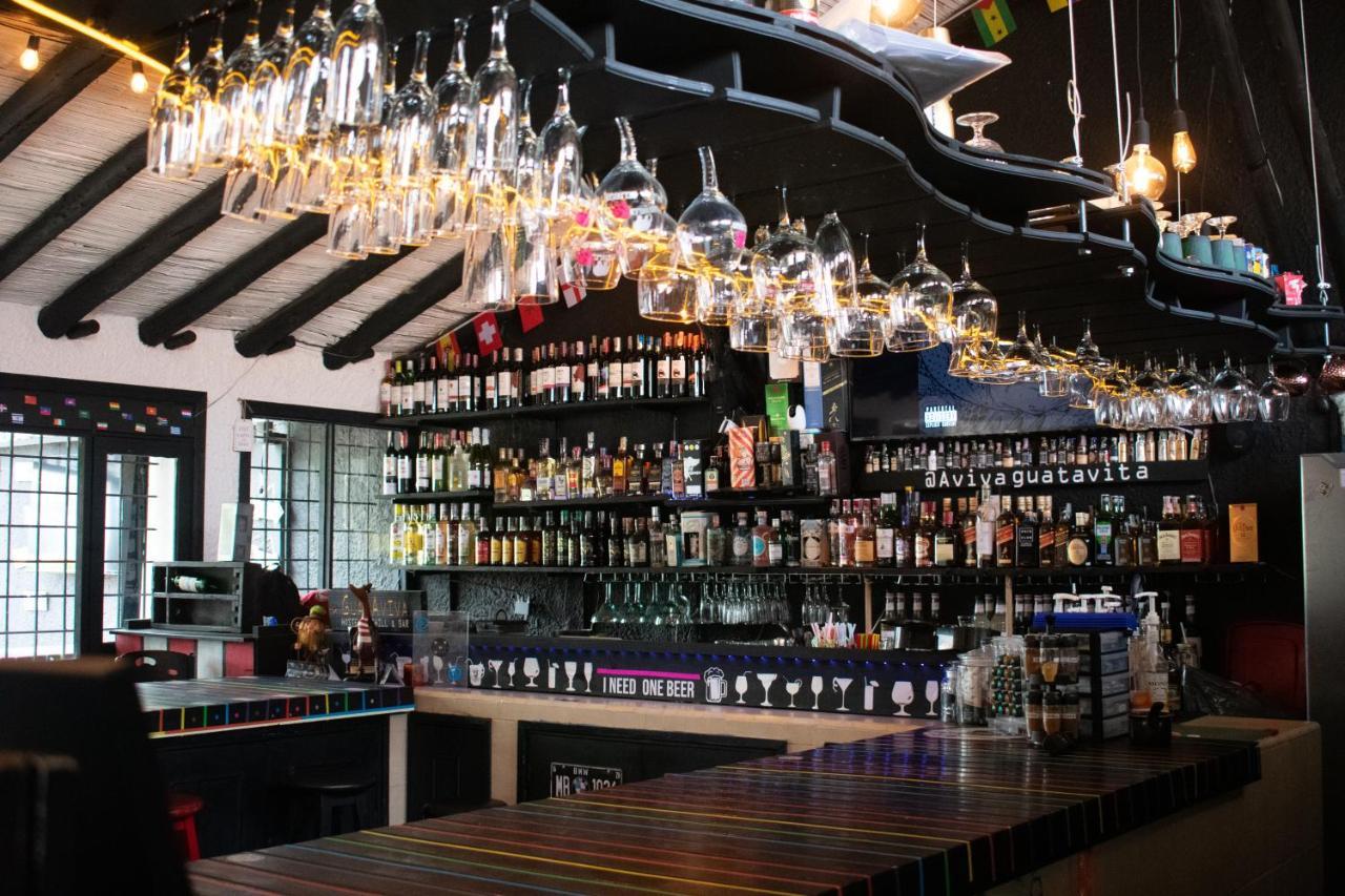 Club Aviva Guatavita - Hostel - Restaurante, Disco & Bar エクステリア 写真